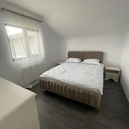 דירות סוסאבה Eroilor II Apartament מראה חיצוני תמונה